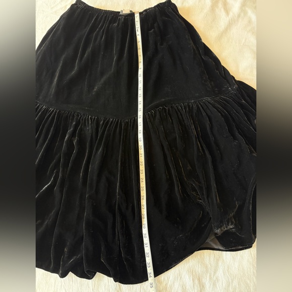 CP Shades Velvet Tiered Maxi Skirt - Picture 8 of 16